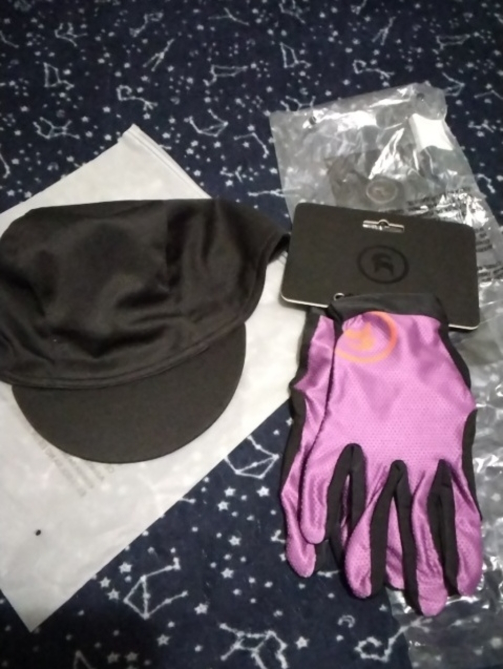 Backcountry Brand Purple Ladies Lightweight Riding Gloves And Cycling Cap Sz S
